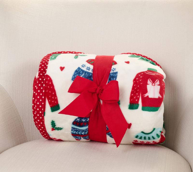Kringle Express Holiday Printed Throw w/ Trim